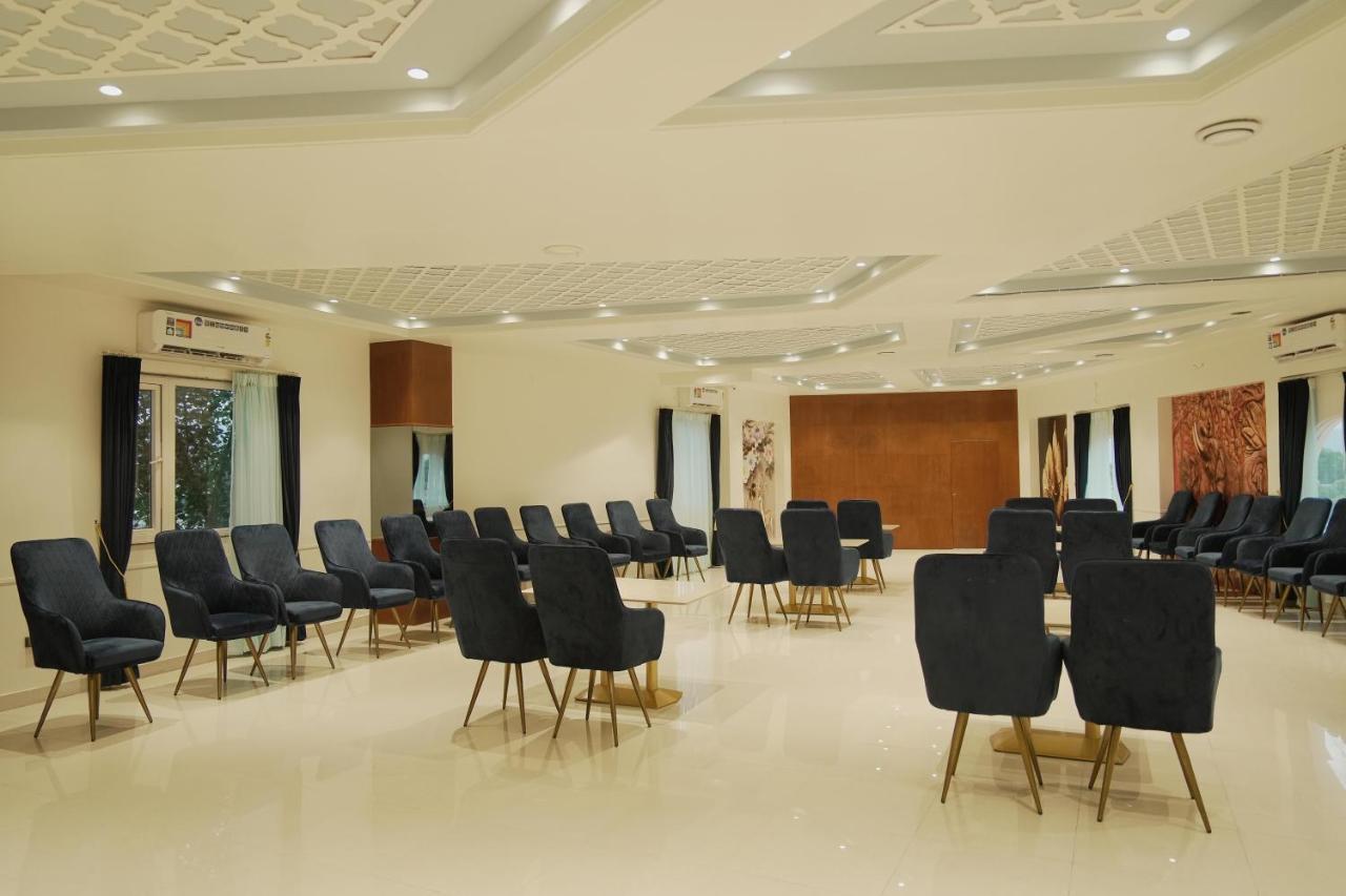 Hotel Ajmer Sheraton 외부 사진